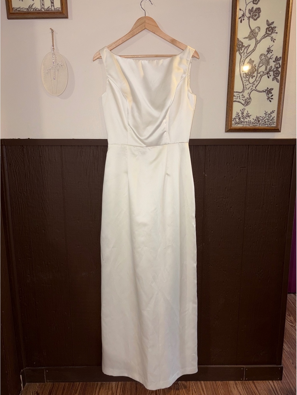 Vintage Jim Hjelm Occasions Boat Neck Satin Wedding Dress